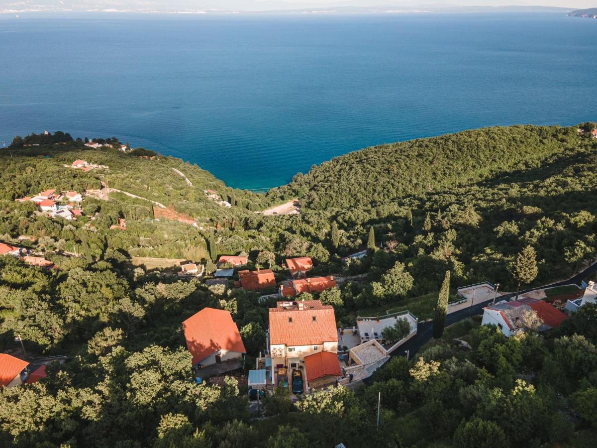 Villa Sabine Apartment Losinj Медвея Екстер'єр фото