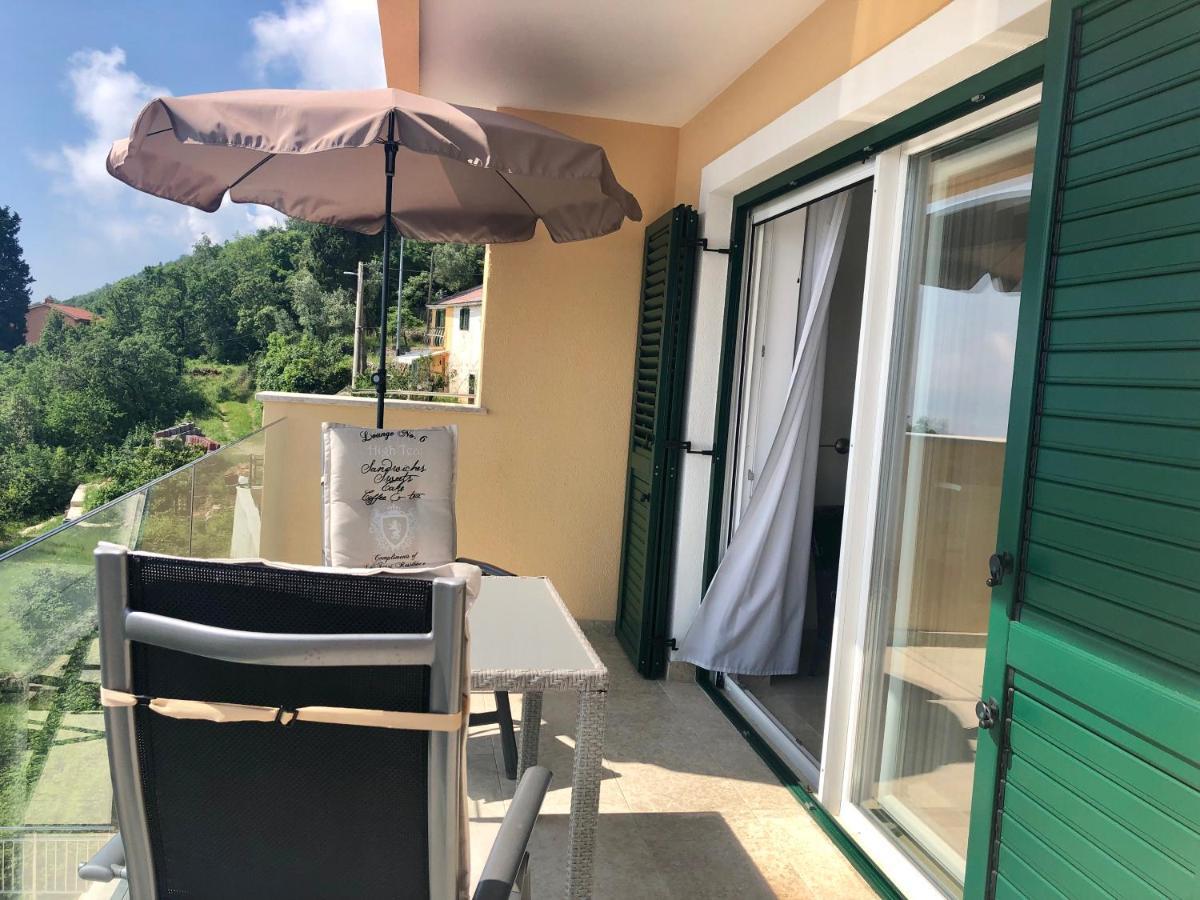Villa Sabine Apartment Losinj Медвея Екстер'єр фото