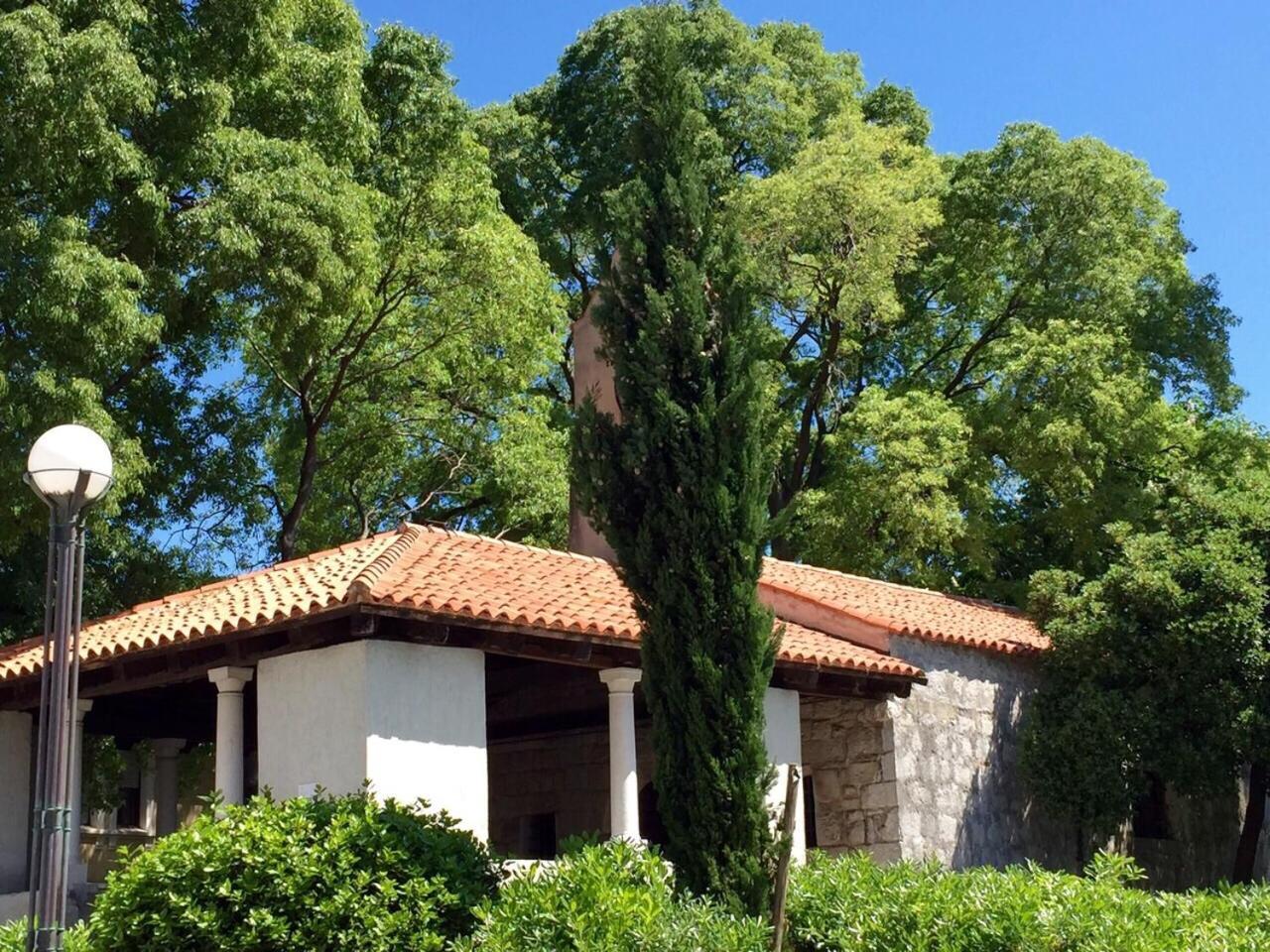 Villa Sabine Apartment Losinj Медвея Екстер'єр фото